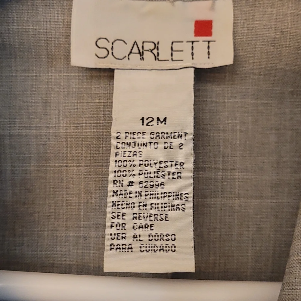 Vintage 1980s Scarlet Pleated Grey Pantsuit with Slit and Button Details - Picture 5 of 16